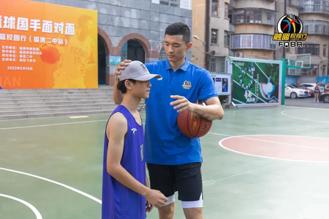 为什么参加篮球辅导可以帮助孩子更好地成长_2